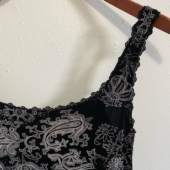 Chico's Travelers 2-piece Black and Silver Patterned Top and Pants - Picture 3 of 6